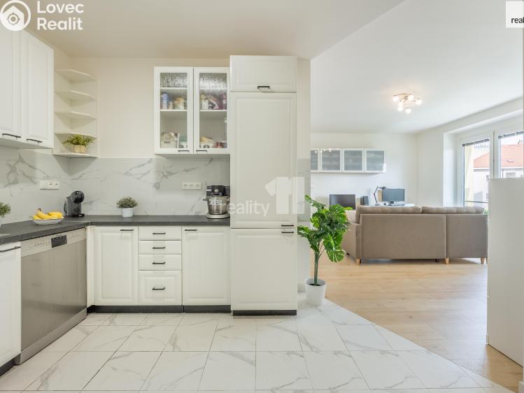 Prodej bytu 2+KK Praha 4, Sedlčanská č. 13