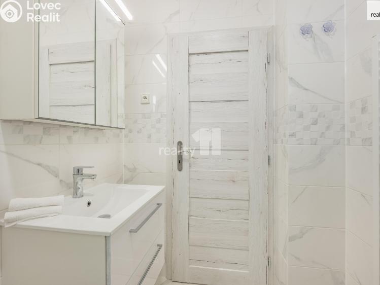 Prodej bytu 2+KK Praha 4, Sedlčanská č. 23