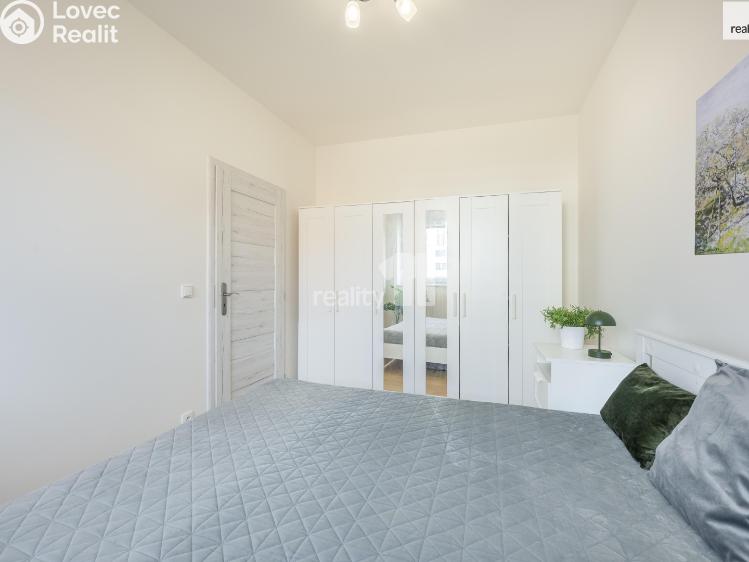 Prodej bytu 2+KK Praha 4, Sedlčanská č. 25