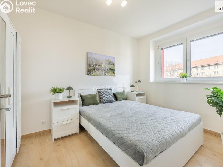 Продаж квартири 2+KK Praha 4, Sedlčanská č. 9