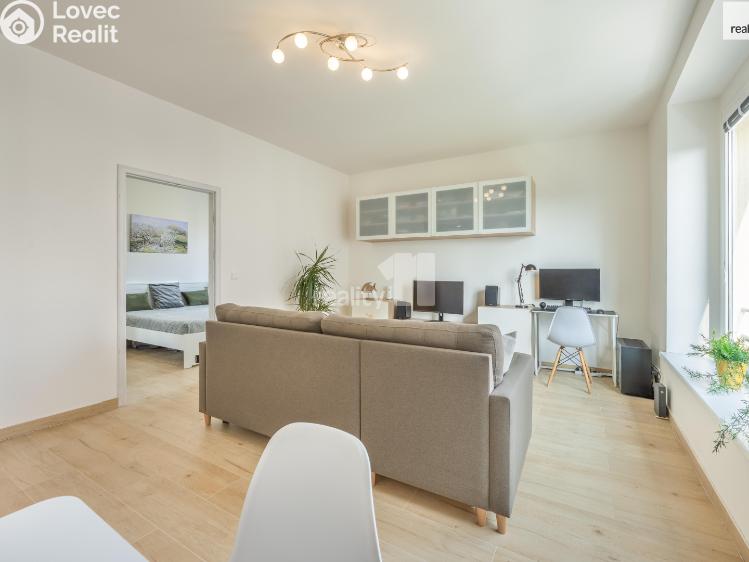 Продаж квартири 2+KK Praha 4, Sedlčanská č. 17