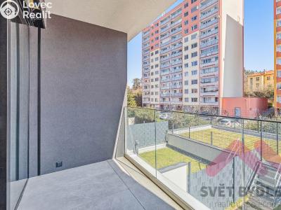 Sale apartment 1+KK Praha, Komořanská č. 3