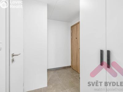 Sale apartment 1+KK Praha, Komořanská č. 13