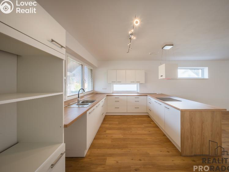 Prodej rodinného domu Vracov, Lesní 1557 č. 8