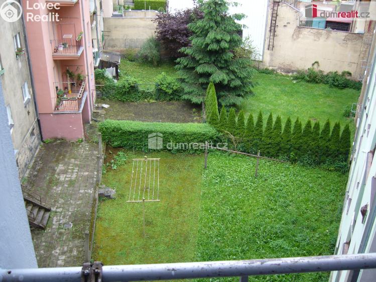 Pronájem bytu 3+1 Děčín, Revoluční nám. č. 12