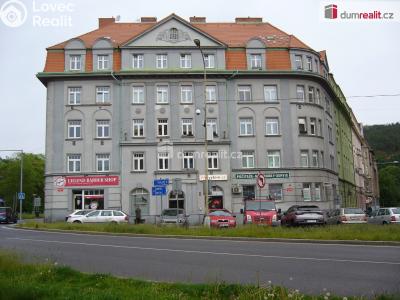 Pronájem bytu 3+1 Děčín, Revoluční nám. č. 1