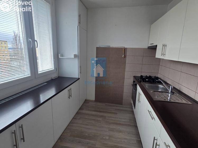 Pronájem bytu 3+1 Plzeň, Tachovská č. 7