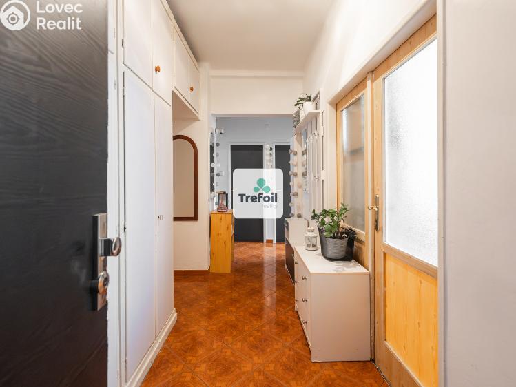 Prodej bytu 3+1 Neratovice, Dr. E. Beneše č. 4