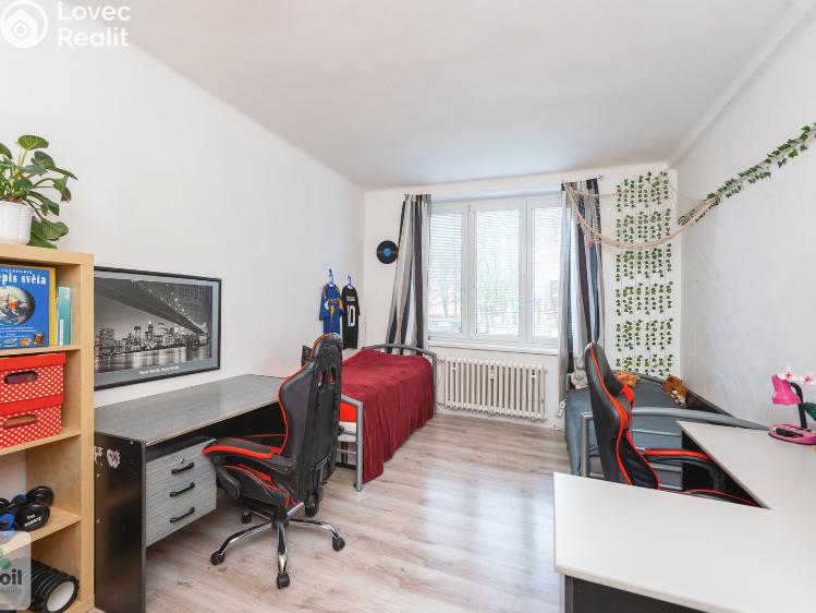 Prodej bytu 3+1 Neratovice, Dr. E. Beneše č. 8