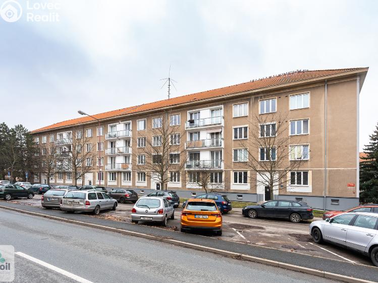 Prodej bytu 3+1 Neratovice, Dr. E. Beneše č. 17