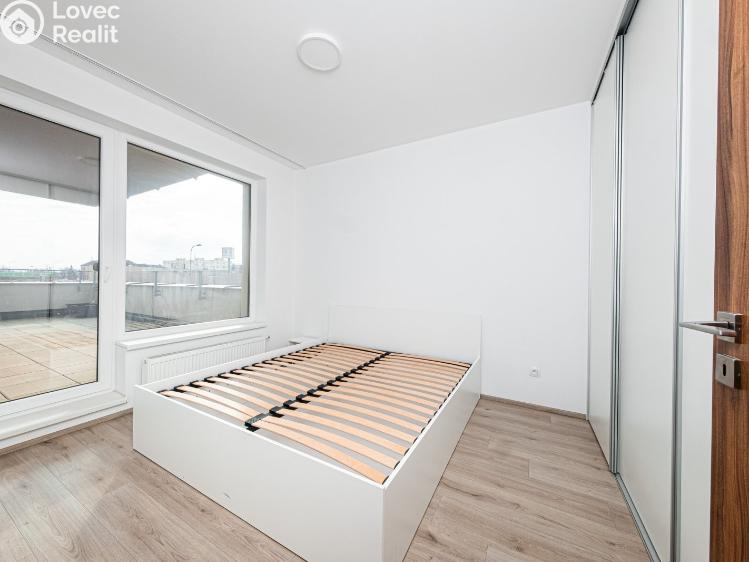 Оренда квартири 3+KK Pardubice, Pod Vinicí 2848 č. 5