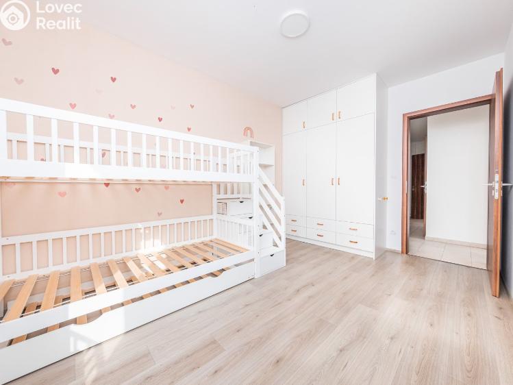 Оренда квартири 3+KK Pardubice, Pod Vinicí 2848 č. 6