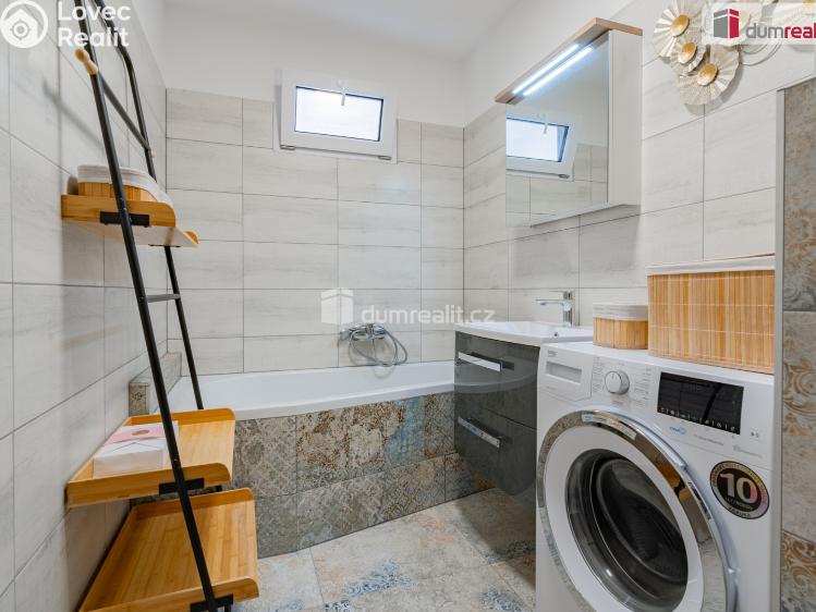 Pronájem bytu 3+1 Český Krumlov, Sídliště Plešivec č. 4