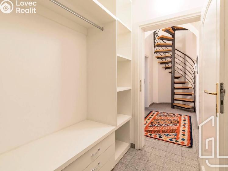 Оренда квартири 2+1 Praha, Vlašská č. 10