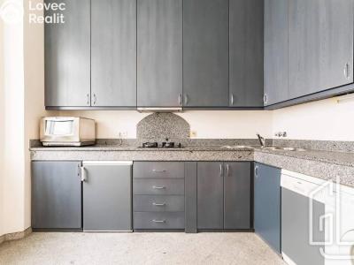 Аренда квартиры 2+1 Praha, Vlašská č. 1