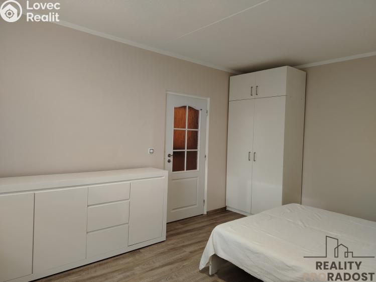 Pronájem bytu 1+1 Znojmo, Dukelských bojovníků č. 4