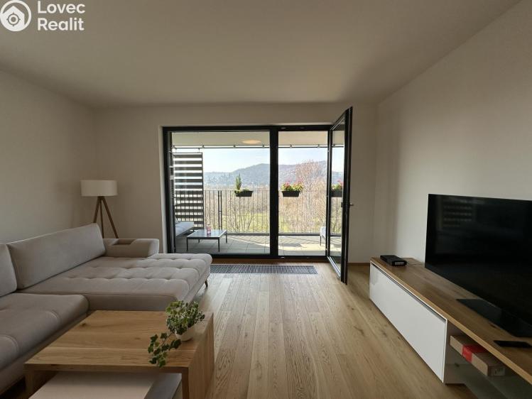 Pronájem bytu 2+KK Praha, Mezi vodami č. 2