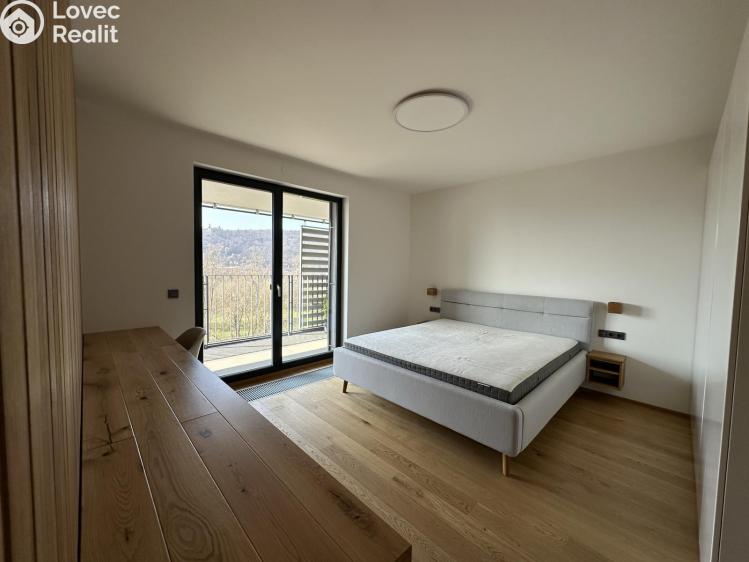 Pronájem bytu 2+KK Praha, Mezi vodami č. 7