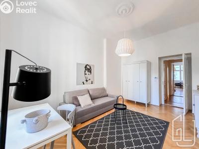 Pronájem bytu 3+1 Praha, Krkonošská č. 6