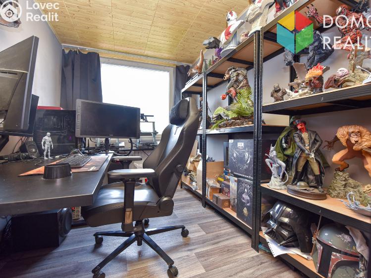 Prodej bytu 4+KK Jince, Zborovská 348 č. 14