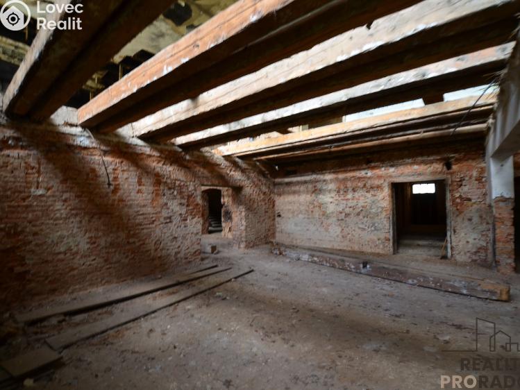 Продаж готелі Zlaté Hory, nám. Svobody 50 č. 6