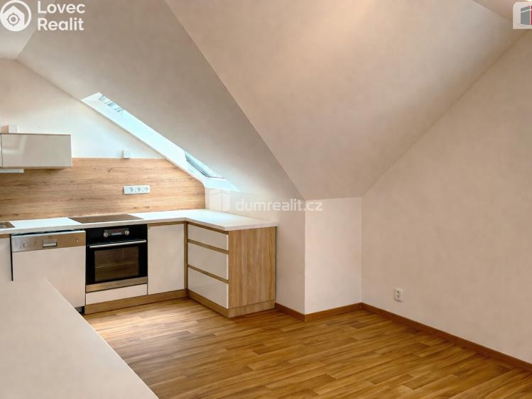 Оренда квартири 2+KK Kolín, Ke Hřbitovu č. 2