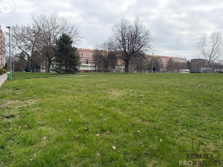 Prodej bytu 1+KK Praha, Veltruská č. 10