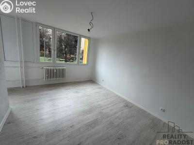 Prodej bytu 1+KK Praha, Veltruská č. 2