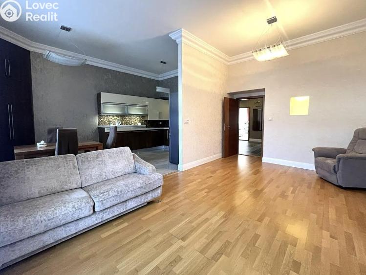 Pronájem bytu 3+KK Praha, Puškinovo náměstí 493/5 č. 5