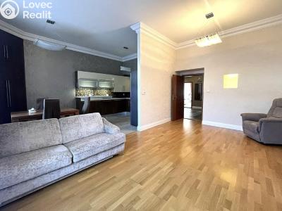 Pronájem bytu 3+KK Praha, Puškinovo náměstí č. 5