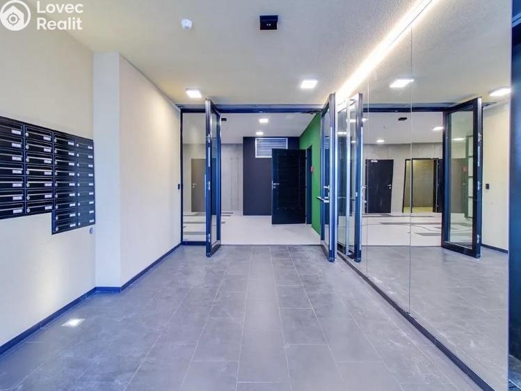 Pronájem bytu 2+KK Praha, Archangelská 868/6 č. 8