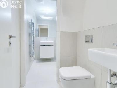 Pronájem bytu 2+KK Praha, Archangelská č. 4