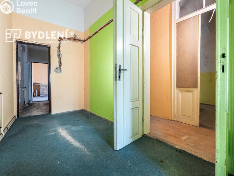 Продажа многоквартирного дома Teplice, U Kamenných lázní 634/7 č. 15