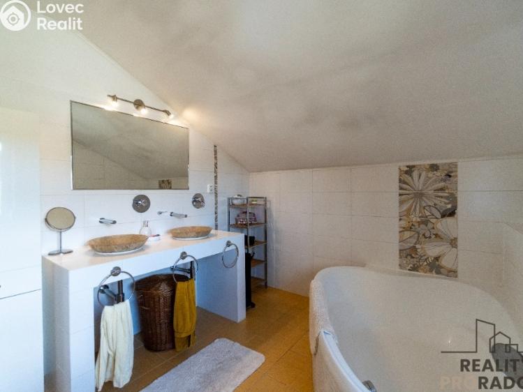 Sale family house Staré Hrady č. 23