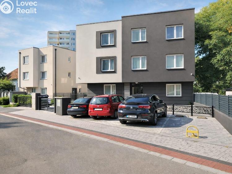 Pronájem bytu 2+KK Praha, Klánovická č. 2