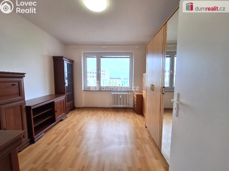 Pronájem bytu 4+1 Praha 10, Na Třebešíně č. 16