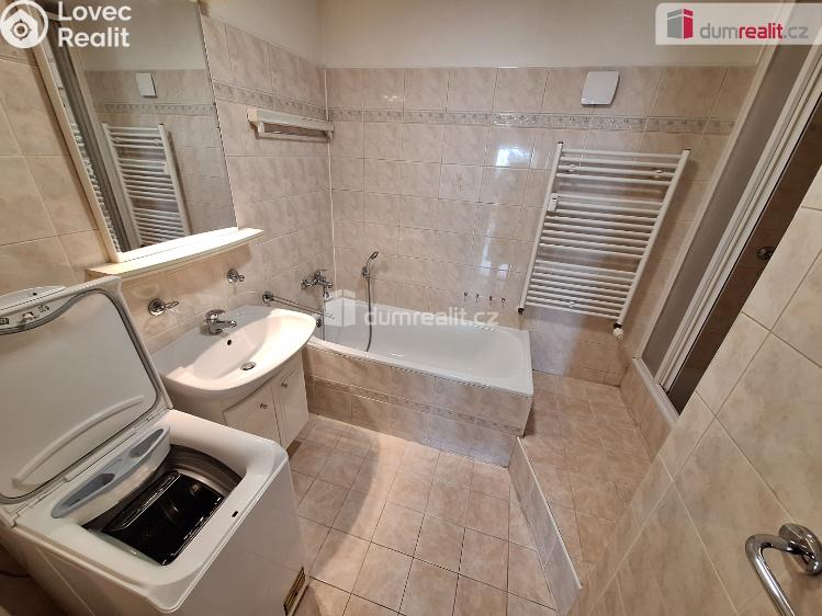 Pronájem bytu 4+1 Praha 10, Na Třebešíně č. 26