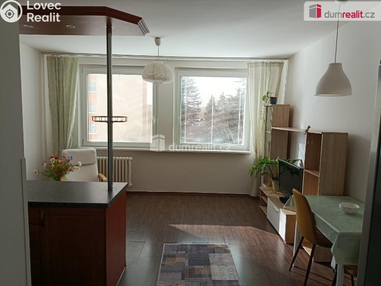 Rent apartment 2+KK Praha 12, Urbánkova č. 1