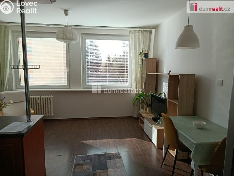 Rent apartment 2+KK Praha 12, Urbánkova č. 11