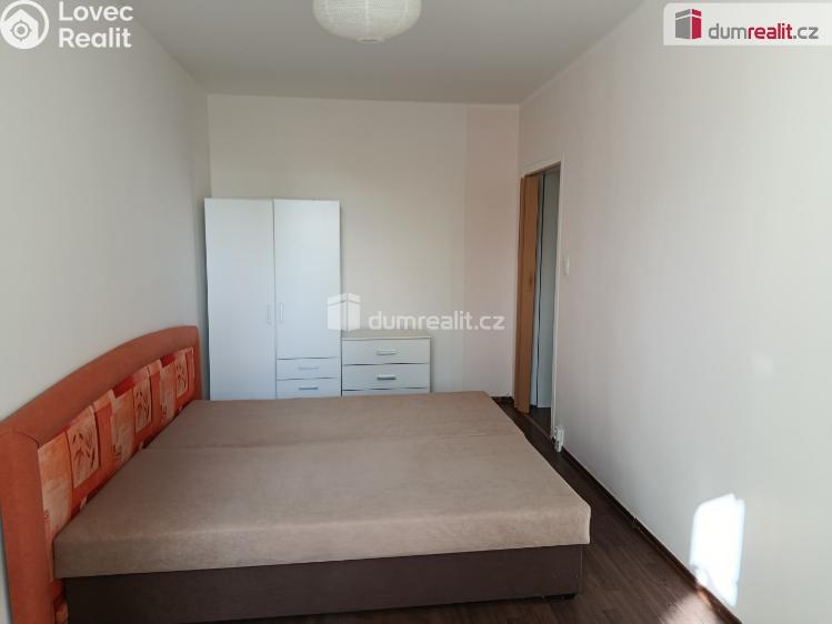Rent apartment 2+KK Praha 12, Urbánkova č. 12