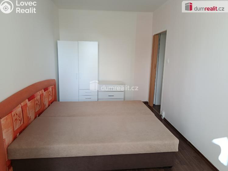 Rent apartment 2+KK Praha 12, Urbánkova č. 13
