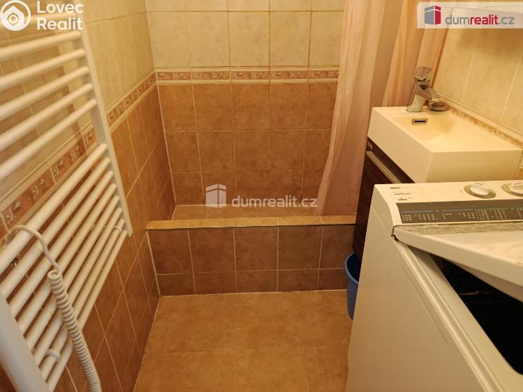 Rent apartment 2+KK Praha 12, Urbánkova č. 16