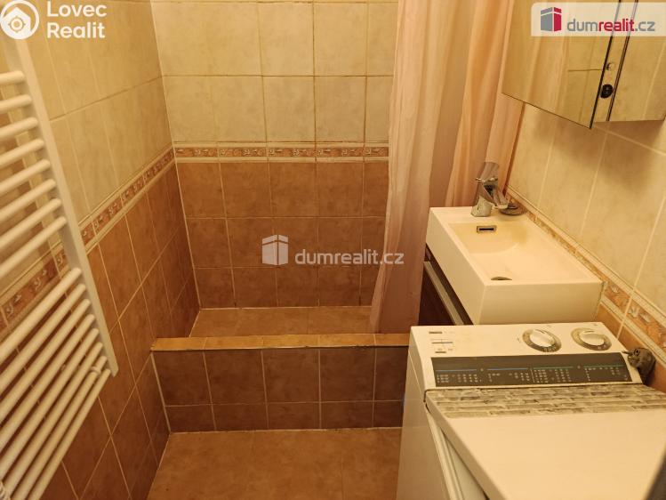 Rent apartment 2+KK Praha 12, Urbánkova č. 17