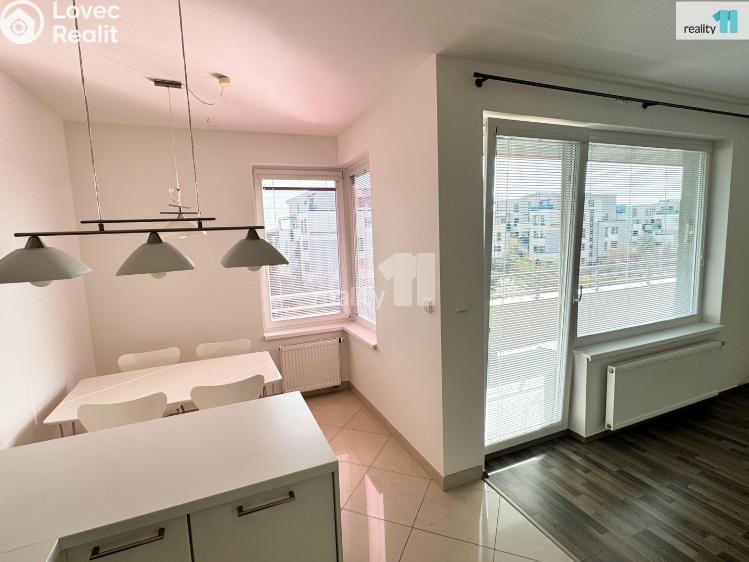 Rent apartment 2+KK Praha 18, Pavla Beneše č. 7