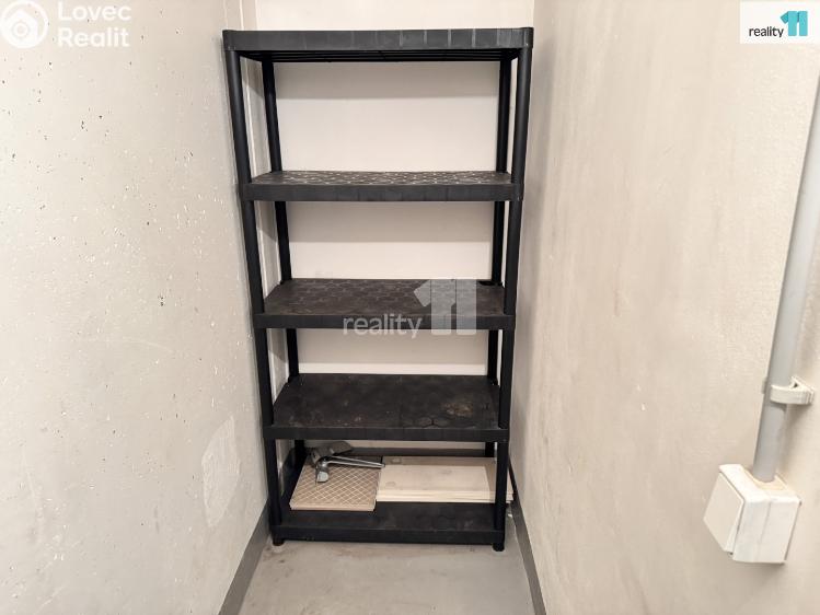 Rent apartment 2+KK Praha 18, Pavla Beneše č. 28