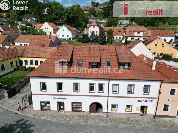 Продажа многоквартирного дома Český Krumlov, Plešivecká č. 1