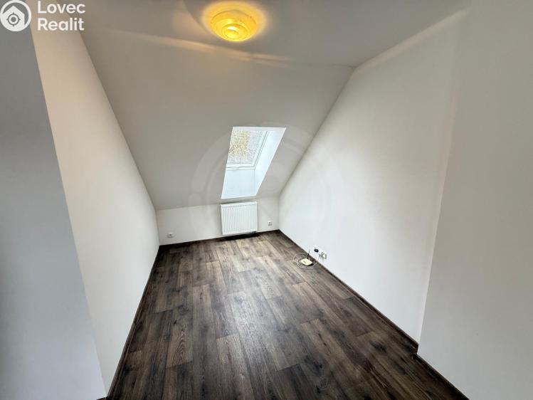 Pronájem bytu 1+KK České Budějovice, Třebotovice 2444 č. 4