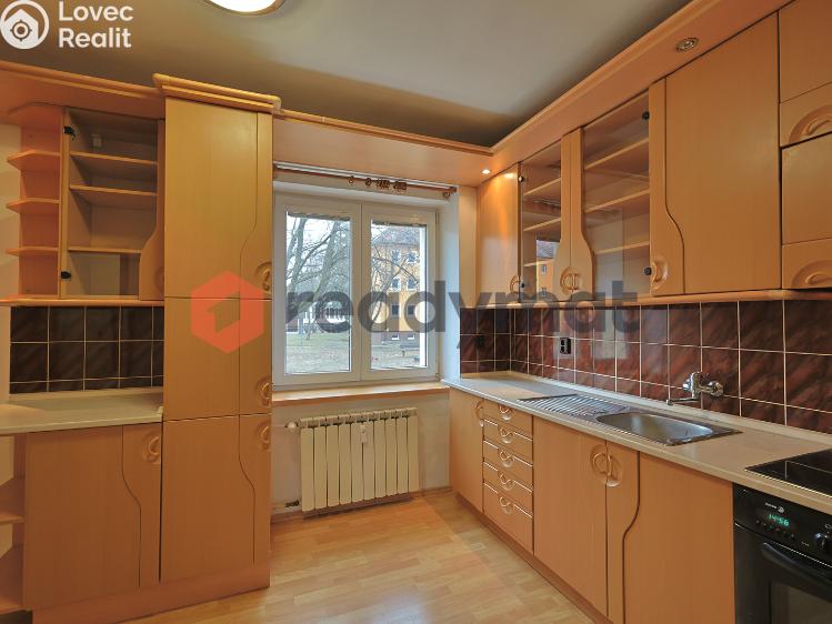 Rent apartment 2+1 Hodonín, nám. B. Martinů 2804/13 č. 10