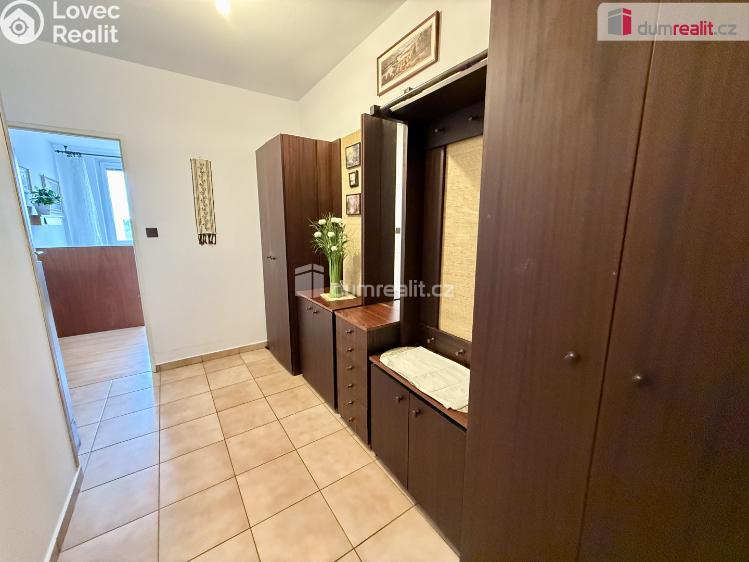 Pronájem bytu 2+KK Praha 11, Petýrkova č. 4