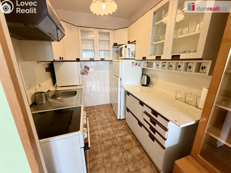 Pronájem bytu 2+KK Praha 11, Petýrkova č. 14